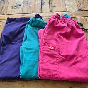 Scrub pants size small